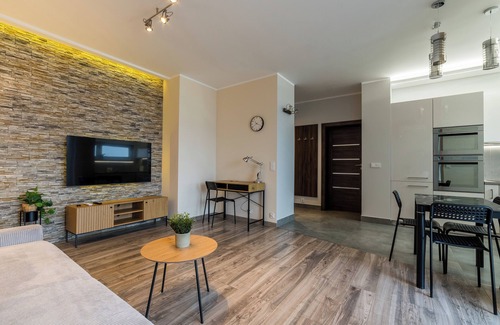 Nowe Miasto Apartment | Malta Deluxe - AC - Parking - City View