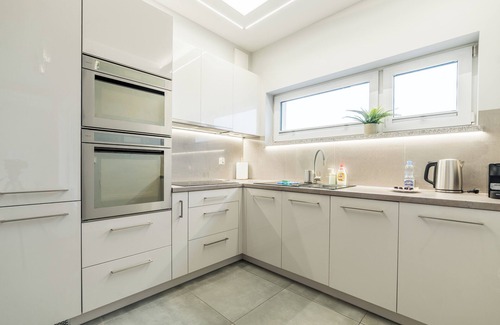 Nowe Miasto Apartment | Malta Deluxe - AC - Parking - City View