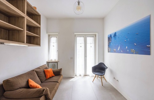 Naples City Centre Apartment | Malta Modern and Lovely Flat with parking