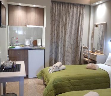 Methana House | Maltezos Rooms