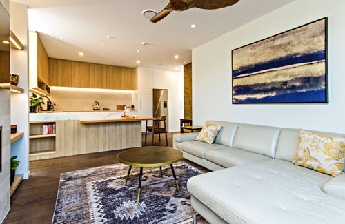 Nelson Apartment | Malthouse Lane City Apartment - Central Nelson Comfort with Stylish Design