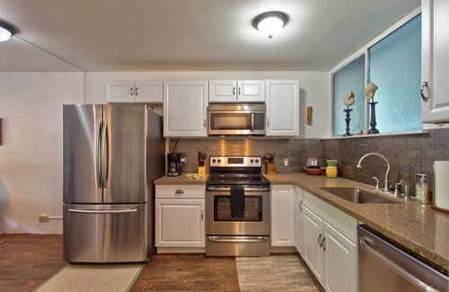 Hilo Condo | Maluhia Kahakai 2 Bedroom Condo by RedAwning