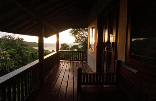 Sekongkang House | Maluk House (1 bedroom)