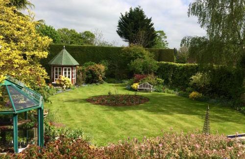 Malvern Apartment | Malvern Holiday- Garden Flat