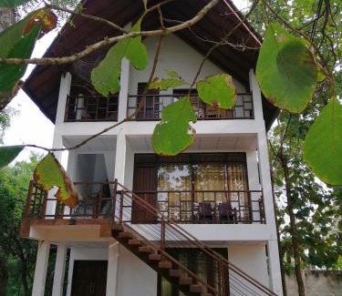 Anuradhapura House | Malwathu Oya Forest Garden