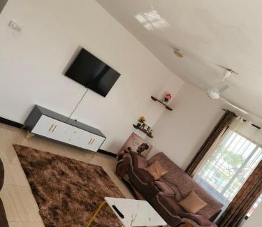 Bamburi Apartment | Mama Abayi Fakhi