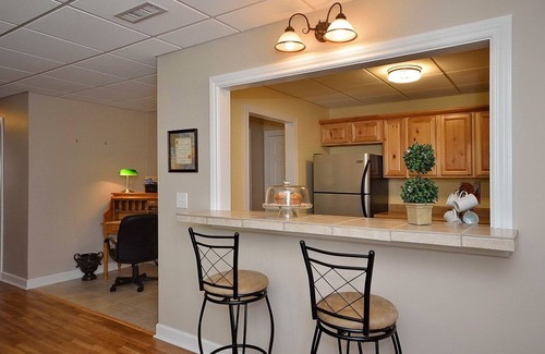 Arden Apartment | Mama Dee's Hide Away! Your home while in Asheville NC