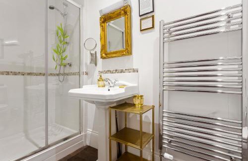 Nottingham Hotel | Mama’s Inn Boutique Guest House