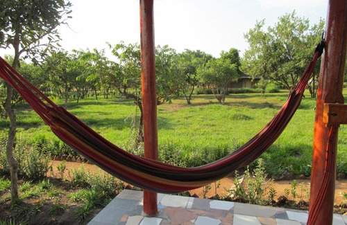 Pakwach Bed & Breakfast | Mama Washindi Lodge