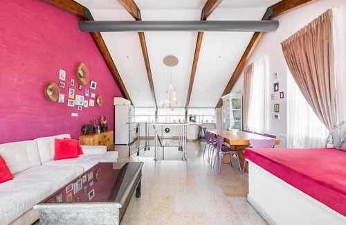 Neve Tzedek Apartment | MAMAD, Penthouse & Jacuzzi in Neve Tzedek by FeelHome