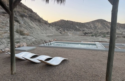 Tabernas Ski Chalet | MAMANGUEÑA CORTIJO POOL AND CAVE. DESERT TAVERNS. RELAX. AVENTURA.CINE