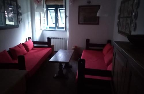 Velva Apartment | Mamatroco 2