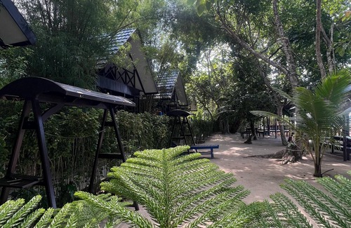 Saprokren Villa | Mamatua N. Saleo Villa