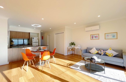 Mambourin House | Mambourine Cozy Home/Spacious/4Beds 2.5Bath Garage
