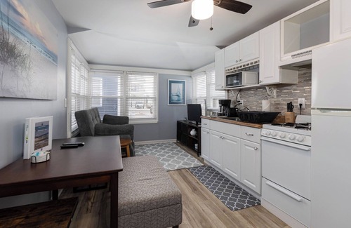 North Wildwood Cottage | Mamma Mary's Beach Retreat!