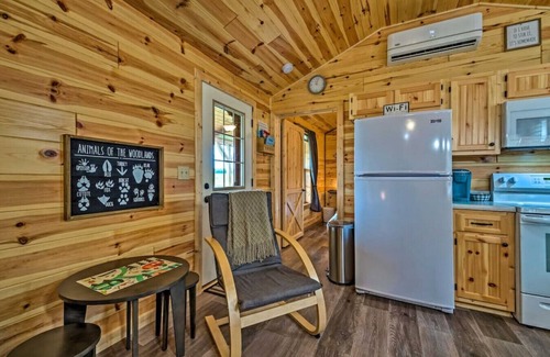 Mammoth Cave Cabin | Mammoth Cave Cabin Rentals 7 - 12.8 miles from Mammoth Cave National Park