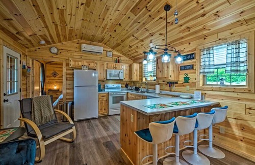 Mammoth Cave Cabin | Mammoth Cave Cabin Rentals 7 - 12.8 miles from Mammoth Cave National Park