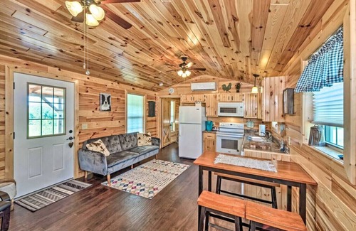 Mammoth Cave Cabin | Mammoth Cave Cabin Rentals 2 - 12.8 miles from Mammoth Cave National Park