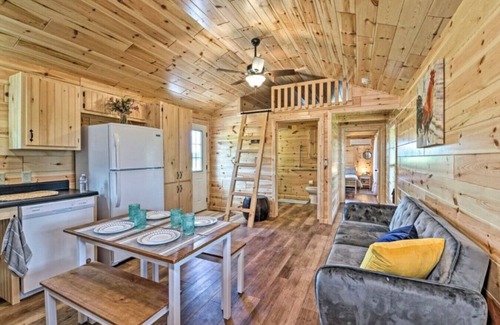 Mammoth Cave Cabin | Mammoth Cave Cabin Rentals 3 - 12.8 miles from Mammoth Cave National Park