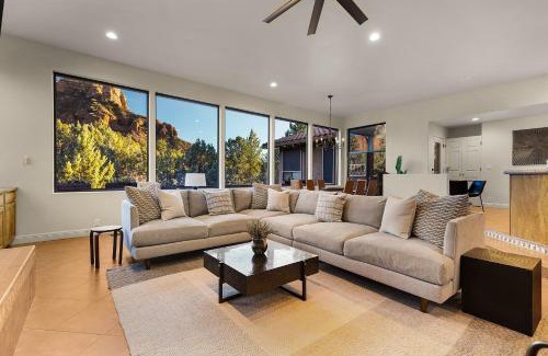 Sedona House | Mammoth Rock Splendor Family Home-Close to town, Huge Spa & Game Room