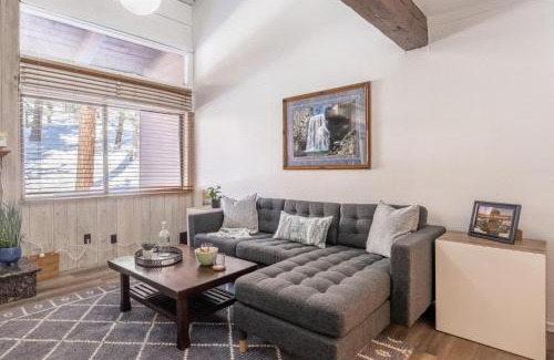 Mammoth Lakes House | Mammoth Ski and Racquet 71