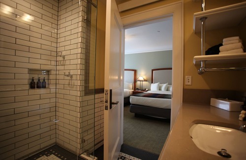 Yellowstone National Park Hotel | Mammoth Hot Springs & Cabins - Inside the Park