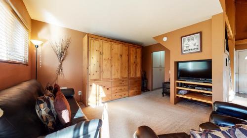 Mammoth Lakes Apartment | Mammoth View Villas #3 condo