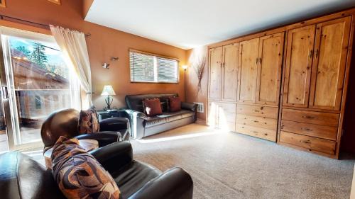 Mammoth Lakes Apartment | Mammoth View Villas #3 condo