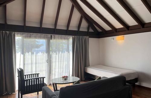 Mana Island Resort | Mana Island Resort & Spa