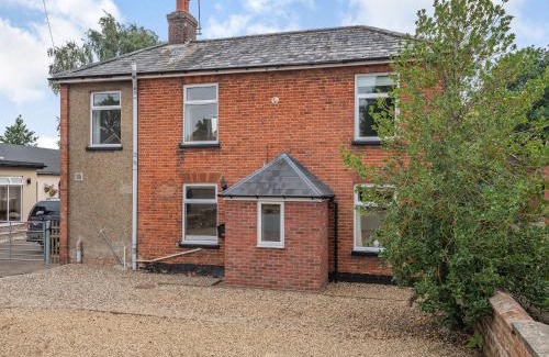 Loddon House | Manager's Cottage