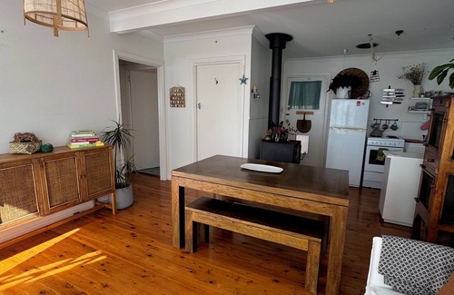 Eurobodalla Shire Council House | Manaia - A little bach near the beach