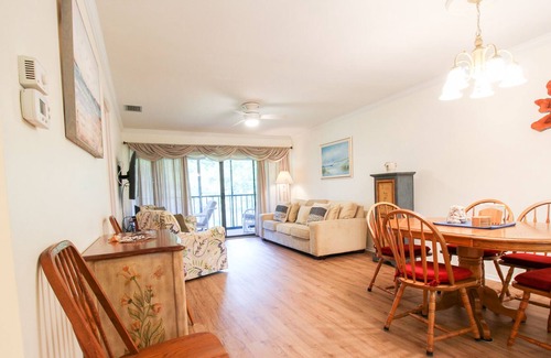 Grove City Condo | Manasota Key Beach, Peaceful Woods