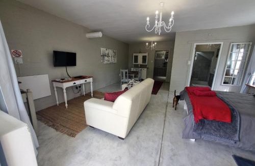 Jacobs Bay Apartment | Manatoka Unit 2