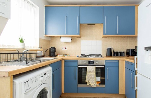 Manchester House | Manchester | City Centre | House | Free Parking | Garden | Full Kitchen | M60