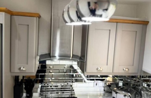 Salford House | Manchester City Centre - Hot Tub