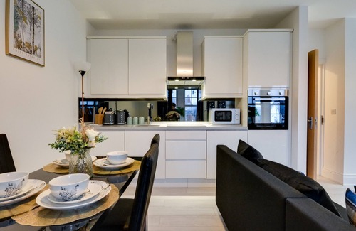 Wigan Apartment | Manchester Gem - Stylish Apartment in Wigan