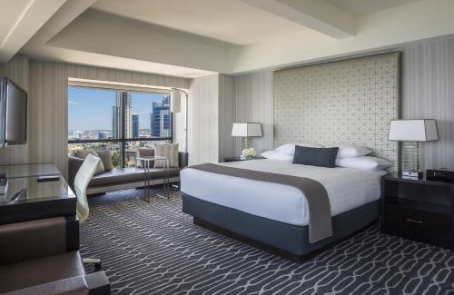 Marina District Hotel | Manchester Grand Hyatt San Diego
