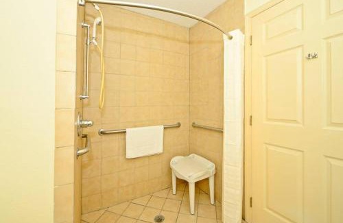 Manchester Hotel | Manchester Heritage Inn & Suites