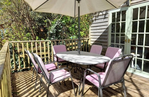Lampeter Velfrey Cottage | Manchester House, Narberth