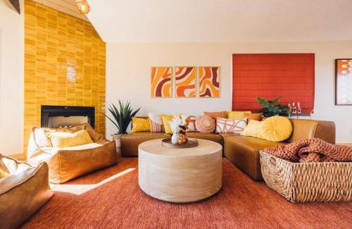 Yucca Valley House | Mandarin Escape By The Cohost Company