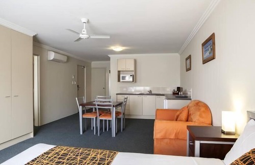Macksville Hotel | Mandarin Motel Macksville