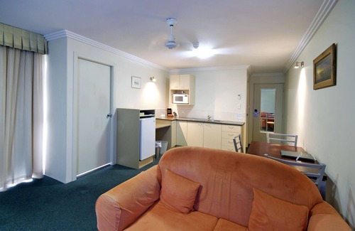 Macksville Hotel | Mandarin Motel Macksville