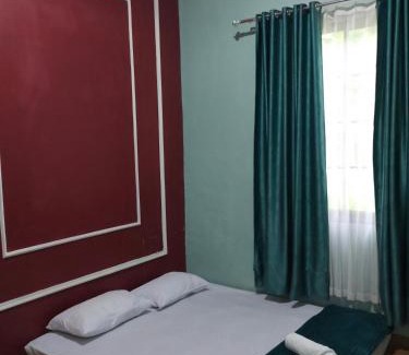 Padang Resort | Mandeh Guesthouse Padang