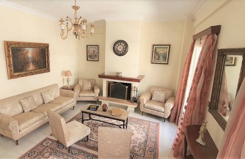 Zavlani Apartment | MANDO PATRASSO - Classical apartment in the center of Patras