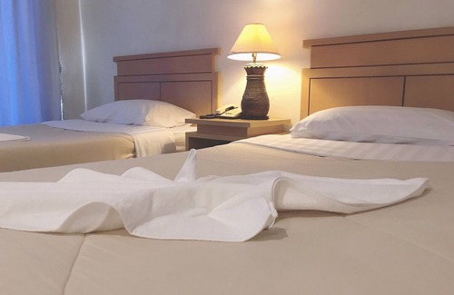 Nai Muang Hotel | Maneerote Hotel Surin