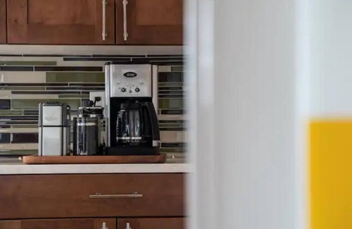 Bremerton House | Manette Marvel: Stylish Mid-Century Getaway with Views.