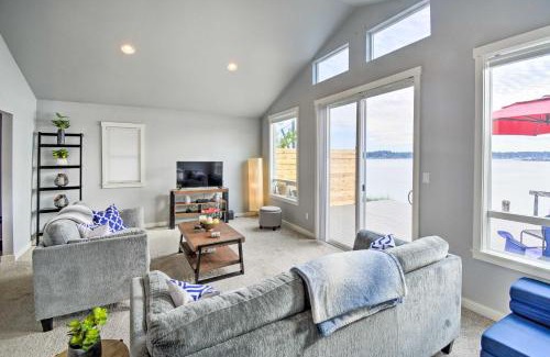 Bremerton House | Manette Waterfront Kayak the Bay and Walk to Town!