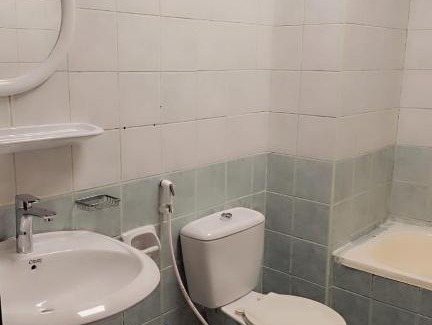 Mangaf Apartment | Mangaf Kuwait Family Venus Flat- Beach access