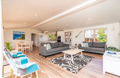 Mangawhai Heads House | Mangawhai Heads Family Holiday Home and Sleepout