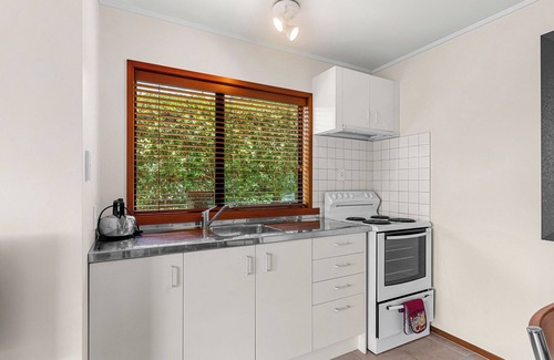 Mangawhai Heads Cottage | Mangawhai Marvel - Mangawhai Heads Holiday Unit